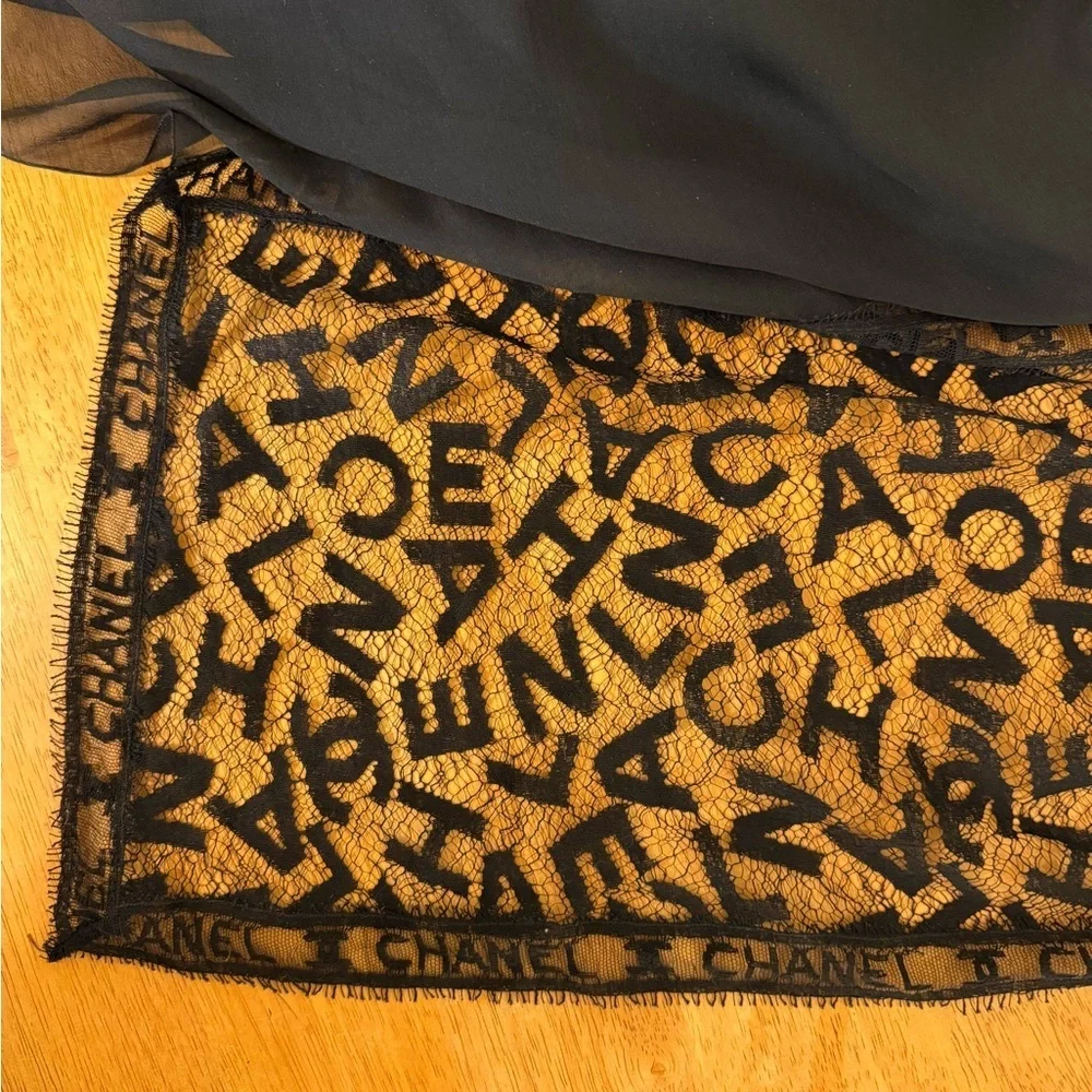 CHANEL FW/1998 RUNWAY VINTAGE CC LOGO SHEER LACE SILK EVENING GOWN - Picture 12 of 15